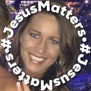 Meet your Posher, Shelly